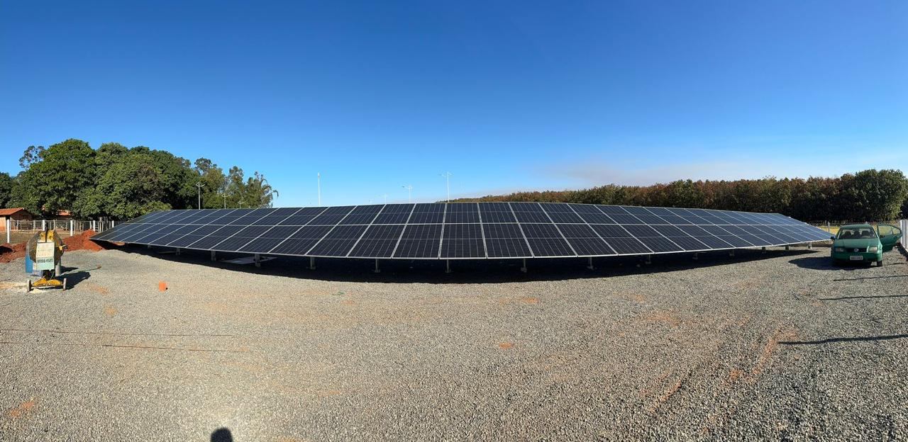 Usina solar rural em solo